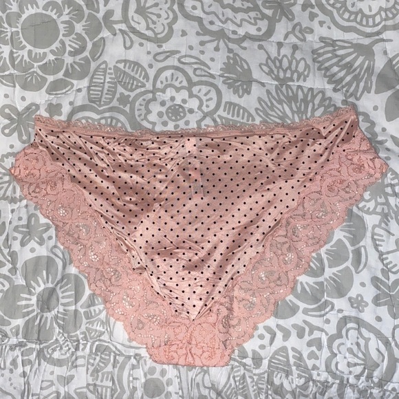 Victoria's Secret Body by Victoria Hiphugger Panty - Picture 2 of 3